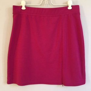NY & Co. Magenta Stretch Skirt with Zip Slit